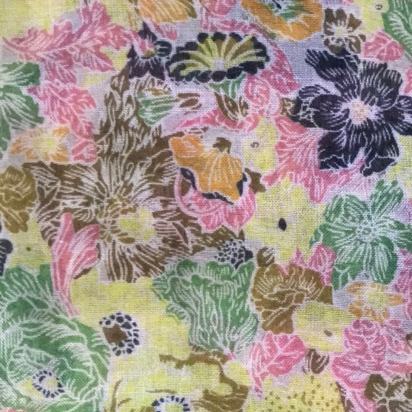 Scarfs - Picture 6 of 8